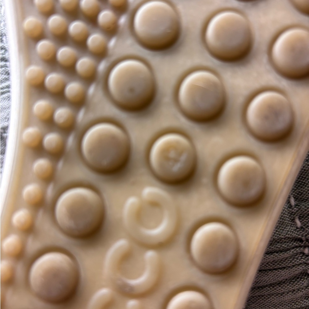 Ecco Cream Leather Footwear - Picture 4 of 8
